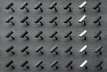 Protection ou surveillance?